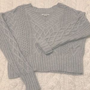 V NECK SWEATER